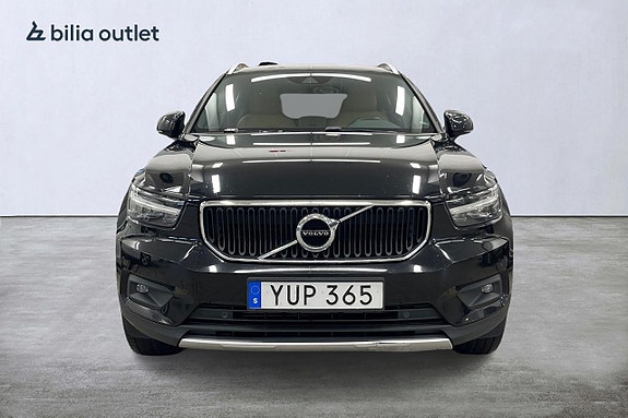 Volvo XC40 9 of 25