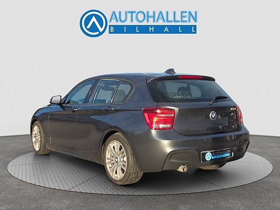 BMW 118d 4 of 17