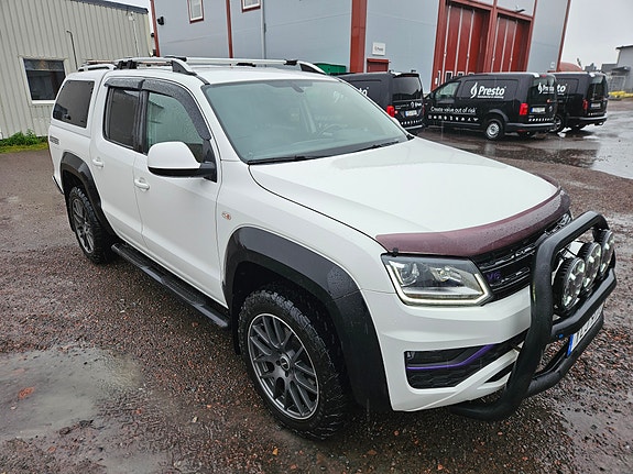 Volkswagen Amarok 3 of 9