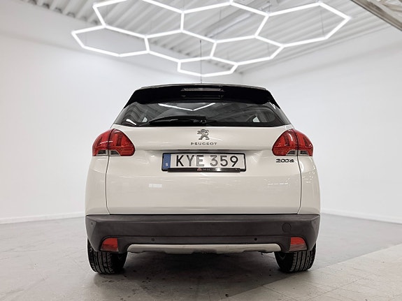 Peugeot 2008 7 of 28