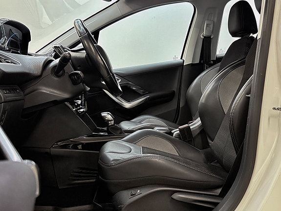 Peugeot 2008 11 of 28