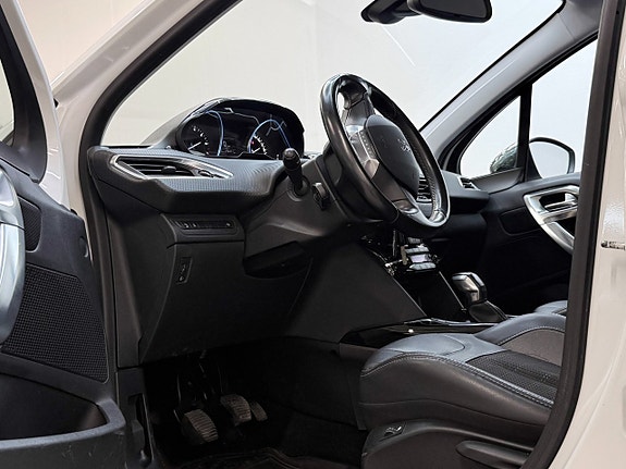 Peugeot 2008 10 of 28