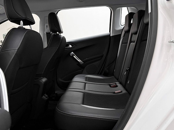 Peugeot 2008 12 of 28