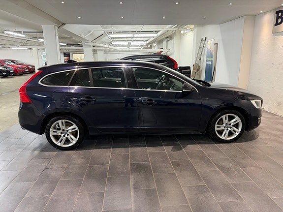 Volvo V60 9 of 17