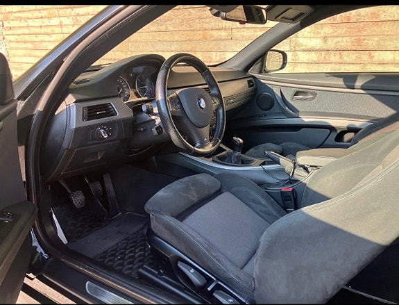 BMW 320d 4 of 7