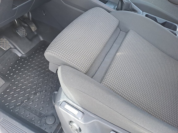 Volkswagen Caddy 10 of 20