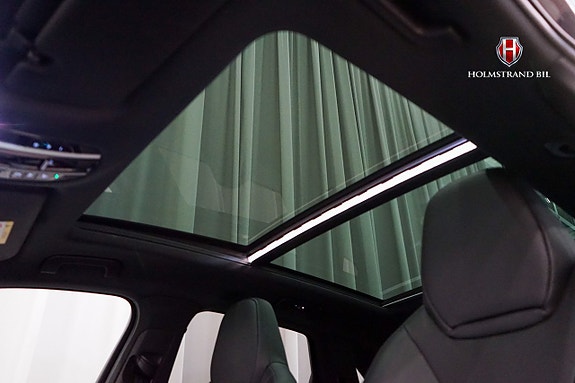 Porsche Cayenne 11 of 30