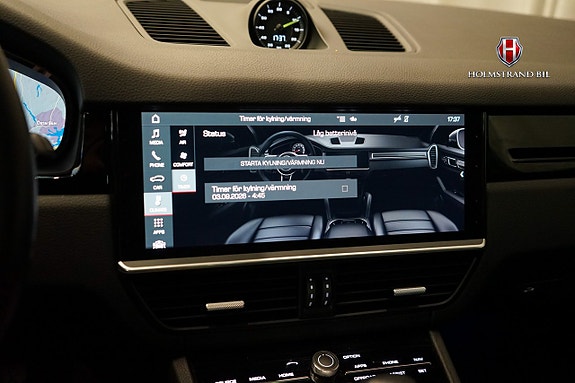 Porsche Cayenne 20 of 30