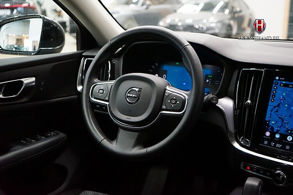 Volvo V60 14 of 24
