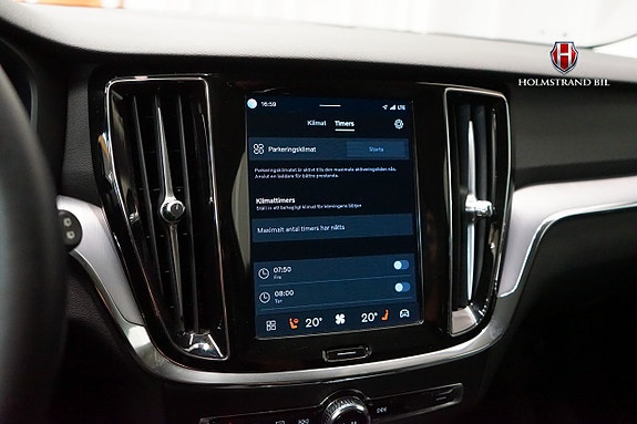 Volvo V60 17 of 24