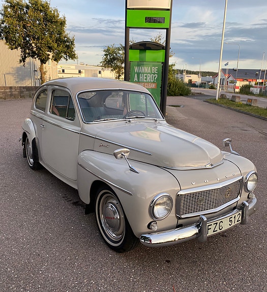 Volvo PV 2 of 9