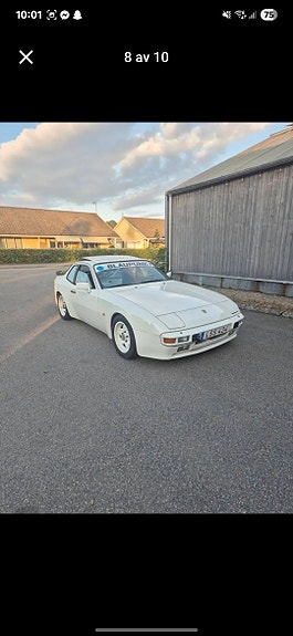 Porsche 944 2 of 9