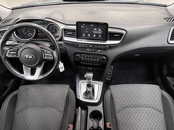 Kia Ceed 2 of 30
