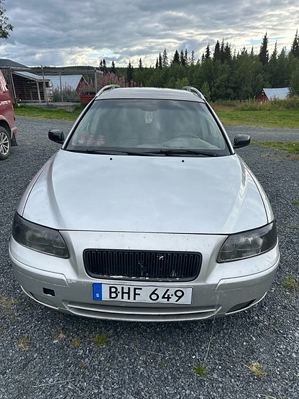 Volvo V70 6 of 7