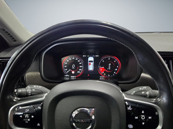 Volvo V90 Cross Country 19 of 29