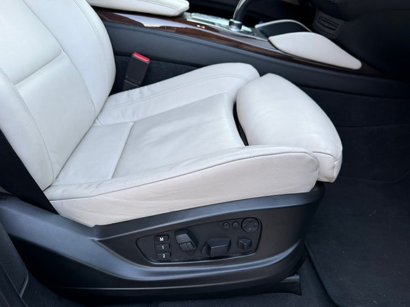 BMW X6 12 of 16