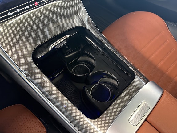 Mercedes-Benz GLC300 e 26 of 26