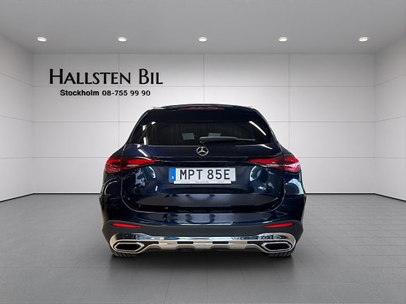 Mercedes-Benz GLC300 e 6 of 26