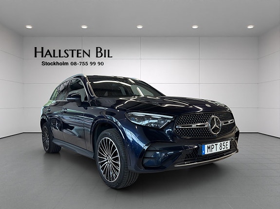Mercedes-Benz GLC300 e 4 of 26