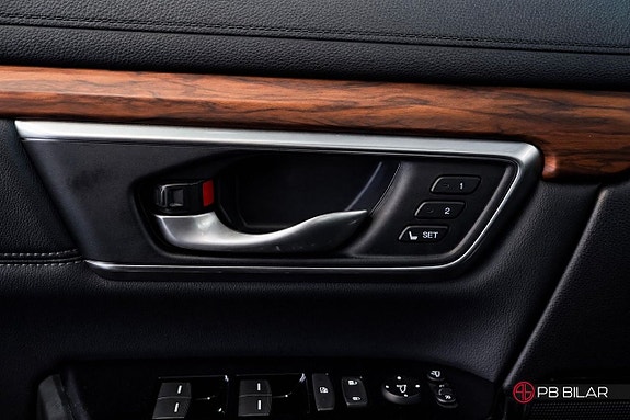 Honda CR-V 27 of 27