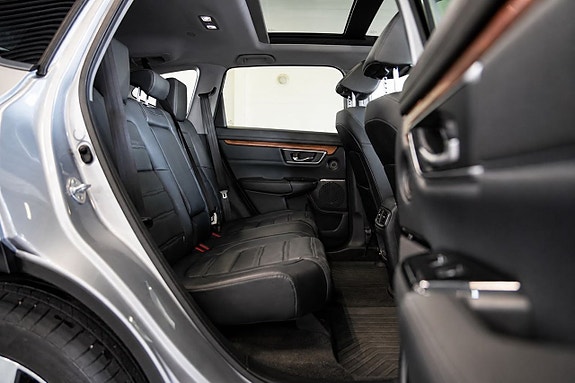 Honda CR-V 16 of 27