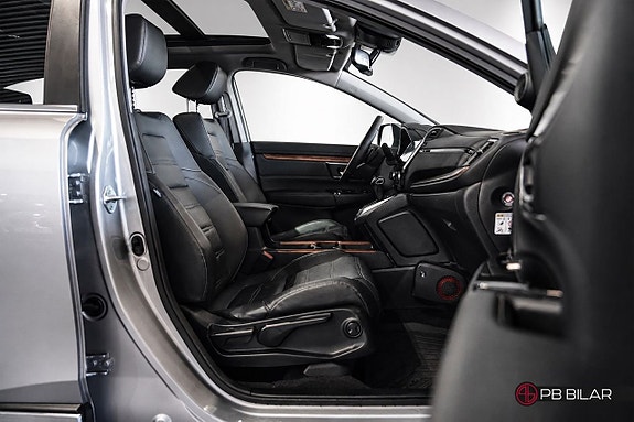 Honda CR-V 13 of 27