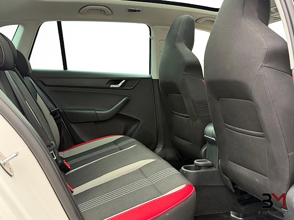 Skoda Rapid Spaceback 12 of 20