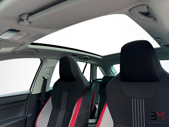 Skoda Rapid Spaceback 14 of 20