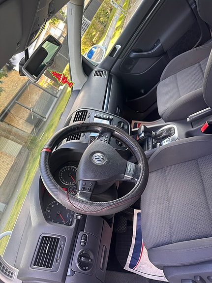 Volkswagen Golf V 3 of 4