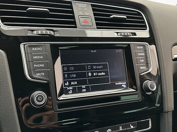 Volkswagen Golf I 21 of 29