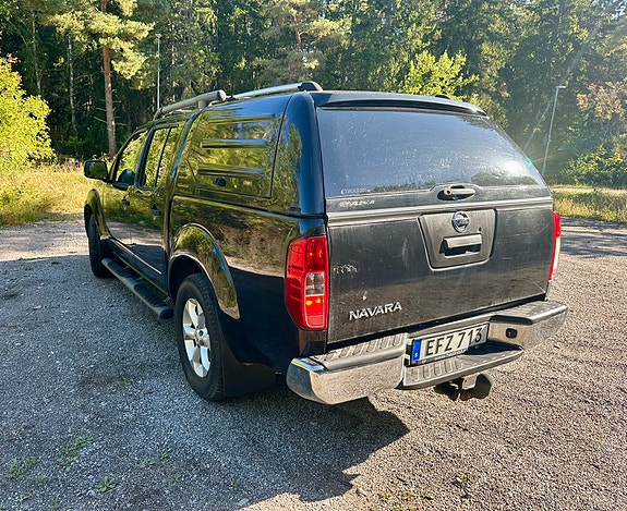 Nissan Navara 2 of 13