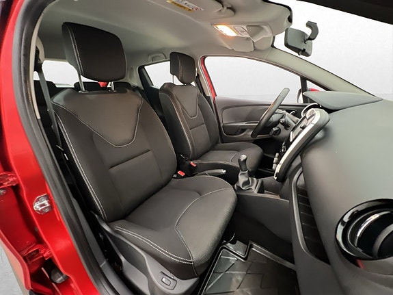 Renault Clio 14 of 27