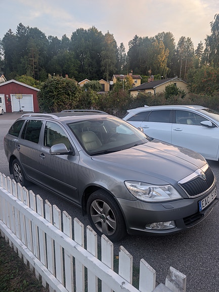 Skoda Octavia 3 of 5