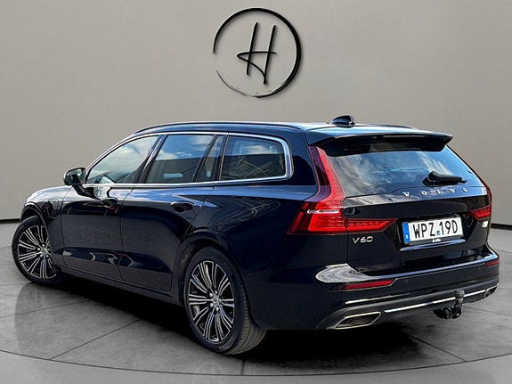 Volvo V60 8 of 27