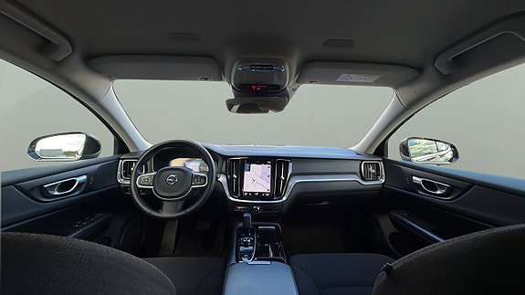 Volvo V60 10 of 27