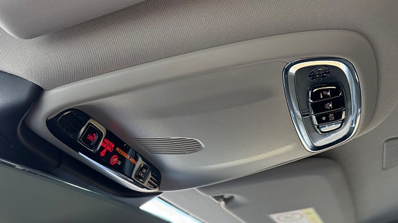 Volvo V60 26 of 27