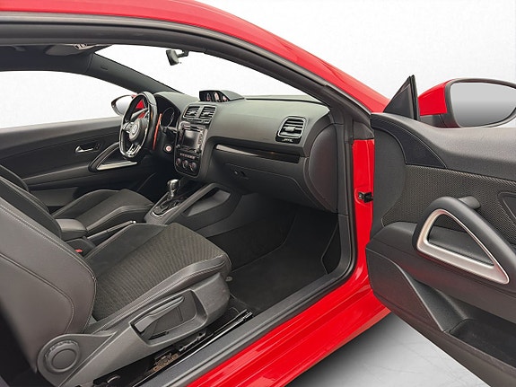 Volkswagen Scirocco 13 of 29