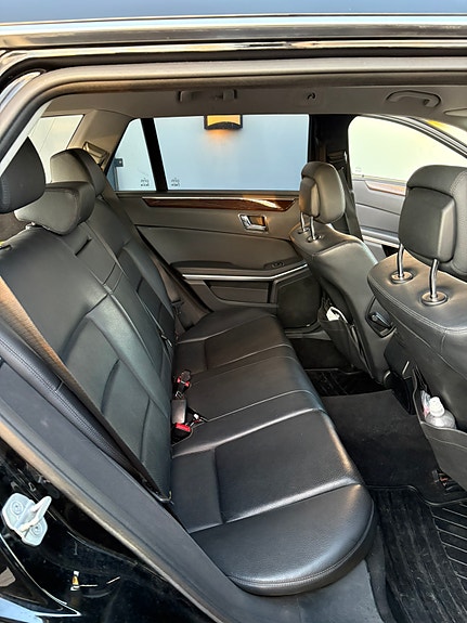 Mercedes-Benz E200 5 of 5