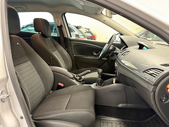 Renault Megane 12 of 24