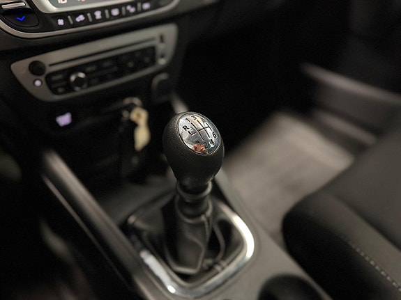 Renault Megane 17 of 24