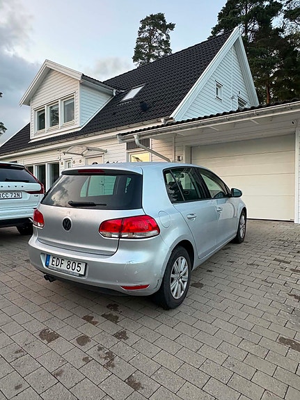 Volkswagen Golf VI 6 of 9