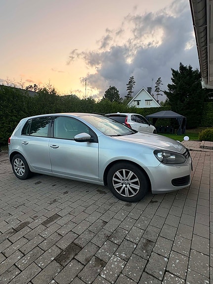 Volkswagen Golf VI 3 of 9