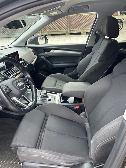 Audi Q5 7 of 14