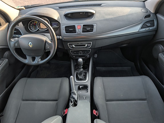Renault Megane III 5 of 6