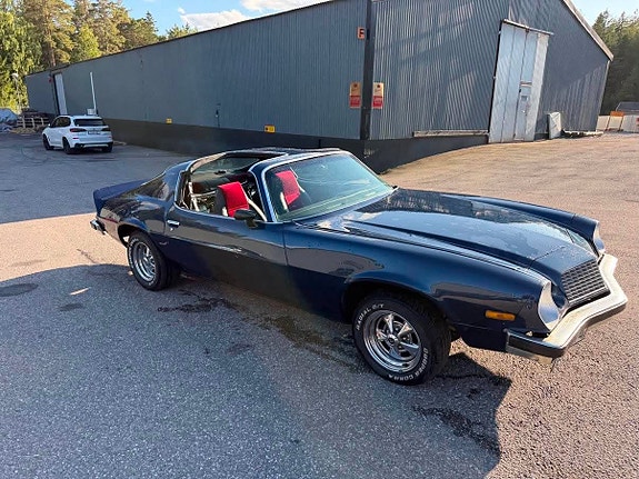 Chevrolet Camaro 9 of 30