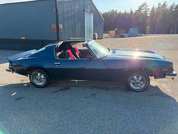 Chevrolet Camaro 2 of 30