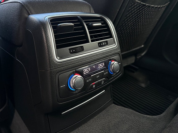 Audi A6 15 of 30