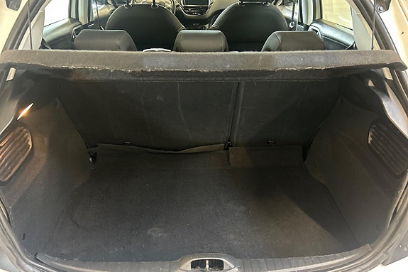 Peugeot 208 10 of 24