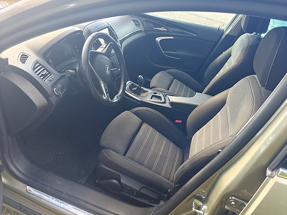 Opel Insignia 3 of 4