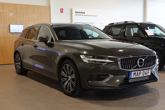 Volvo V60 4 of 28